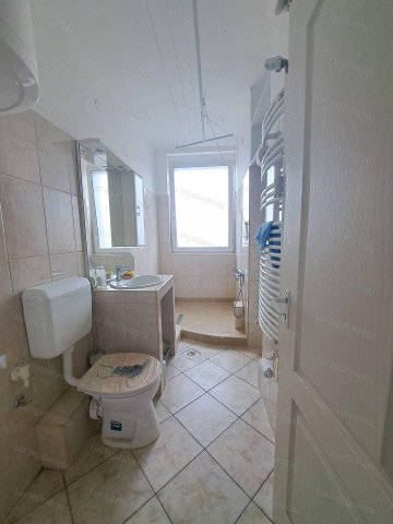 Kiadó téglalakás, albérlet, Oroszlányban 130 E Ft / hó