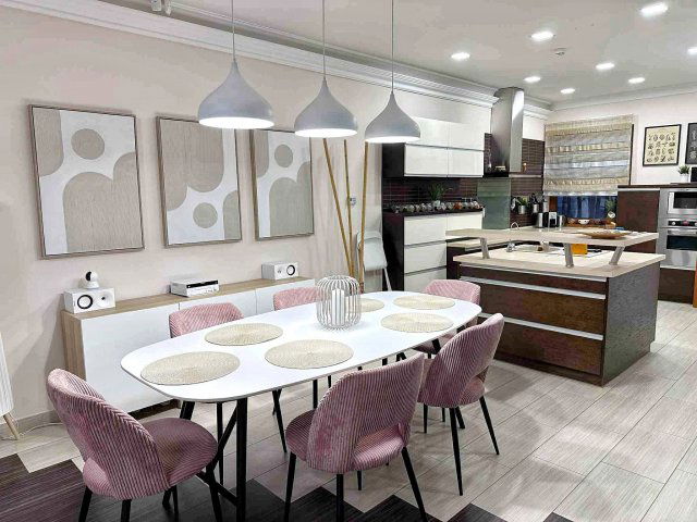 Eladó ikerház, Nyíregyházán 119 M Ft, 4 szobás