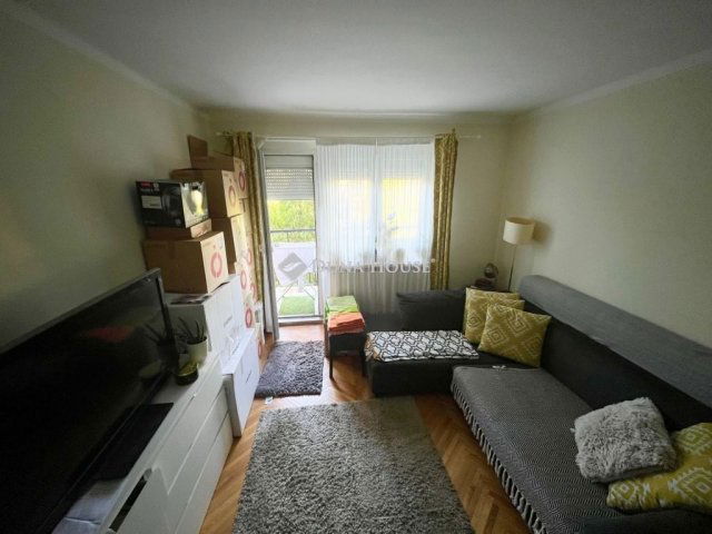 Eladó téglalakás, Székesfehérvárott 59.9 M Ft, 2 szobás