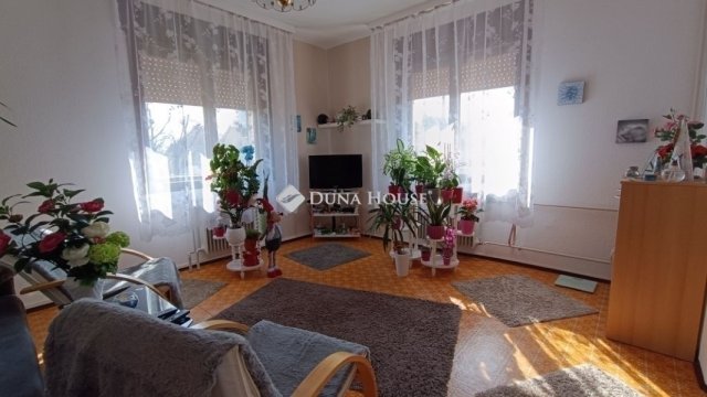 Eladó családi ház, Érden 90 M Ft, 3 szobás