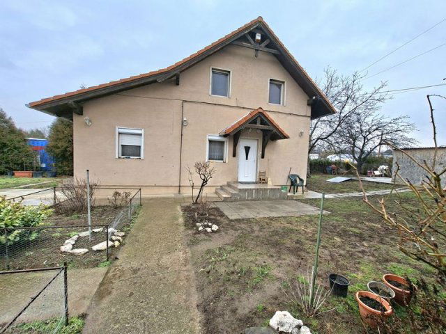 Eladó családi ház, Tárnokon 88.9 M Ft, 4 szobás