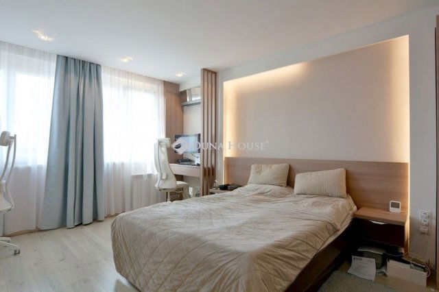 Eladó panellakás, Kecskeméten 66 M Ft, 2 szobás