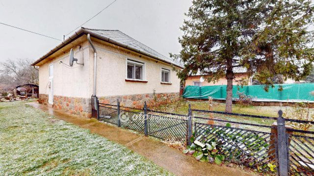 Eladó családi ház, Szikszón 43 M Ft, 3+1 szobás