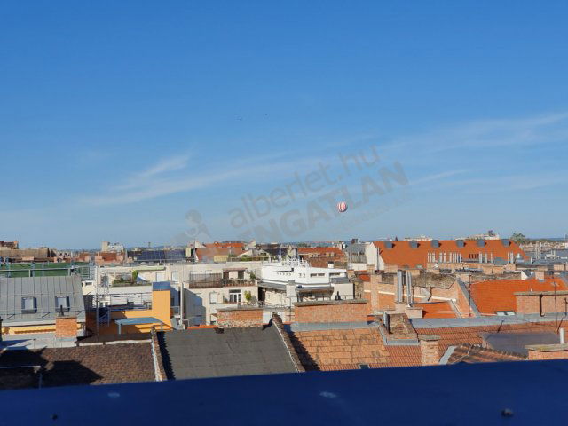 Kiadó téglalakás, albérlet, VI. kerületben, Vörösmarty utcában