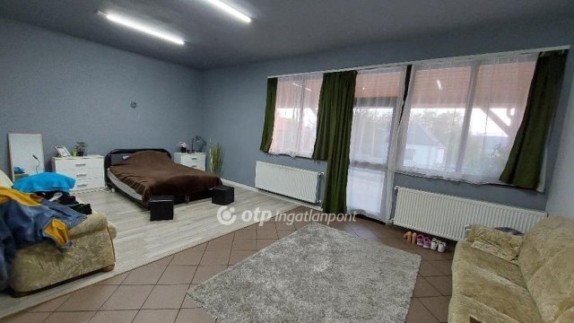 Eladó családi ház, Tarjánpusztán 65 M Ft, 4 szobás