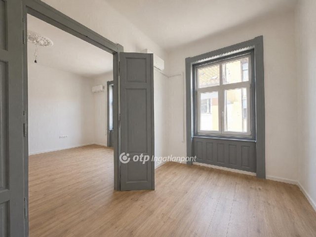 Eladó téglalakás, Budapesten, VIII. kerületben 84.9 M Ft