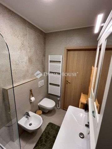 Eladó téglalakás, Budapesten, XII. kerületben 175 M Ft, 4 szobás