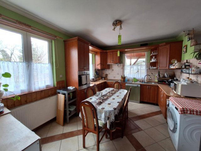 Eladó családi ház, Szigetszentmiklóson 79.9 M Ft, 5 szobás