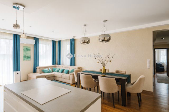 Eladó ikerház, Ürömön 229 M Ft, 5 szobás