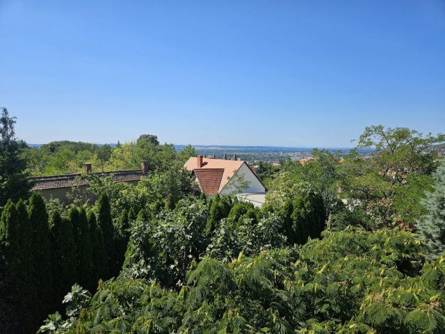 Eladó téglalakás, Pécsett 54.9 M Ft, 2 szobás