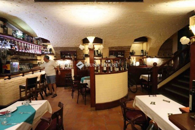 Eladó üzlethelyiség, Budapesten, VI. kerületben 123 M Ft