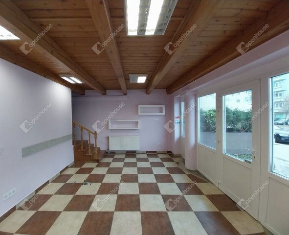 Eladó üzlethelyiség, Székesfehérvárott 0.28 M Ft, 2 szobás