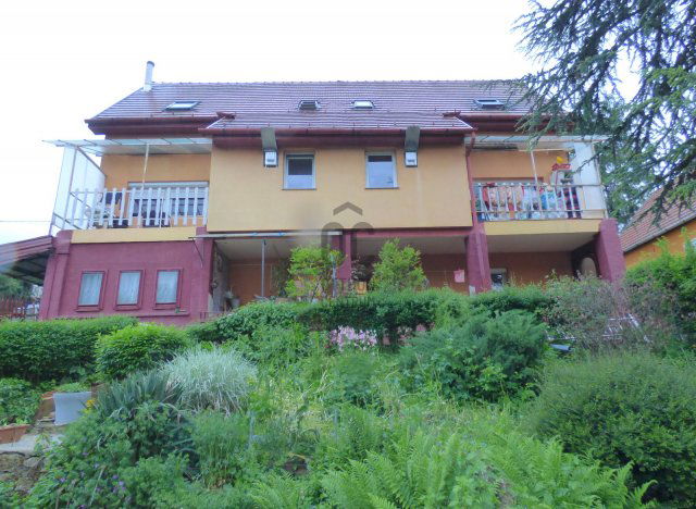 Eladó ikerház, Csobánkán 198 M Ft, 8 szobás