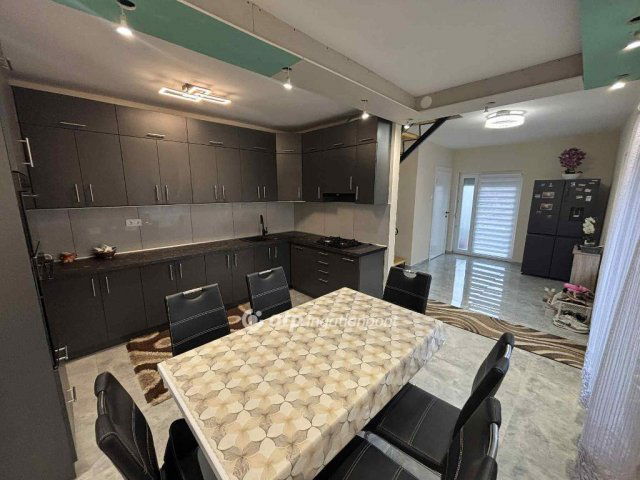 Eladó családi ház, Encsen 49.99 M Ft, 3 szobás