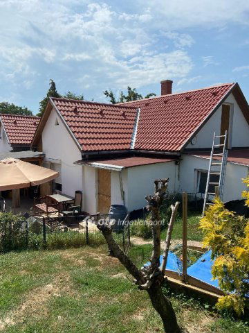 Eladó családi ház, Balatonendréden 70 M Ft, 4 szobás