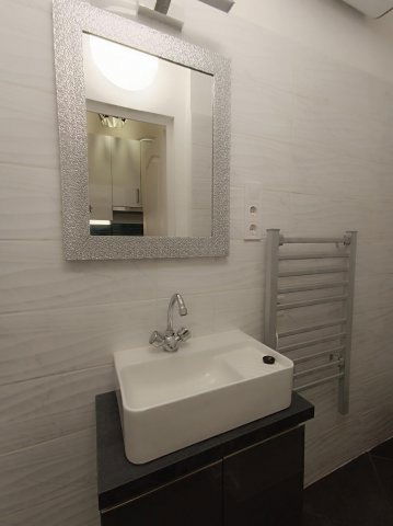 Kiadó téglalakás, albérlet, XI. kerületben, Karolina úton