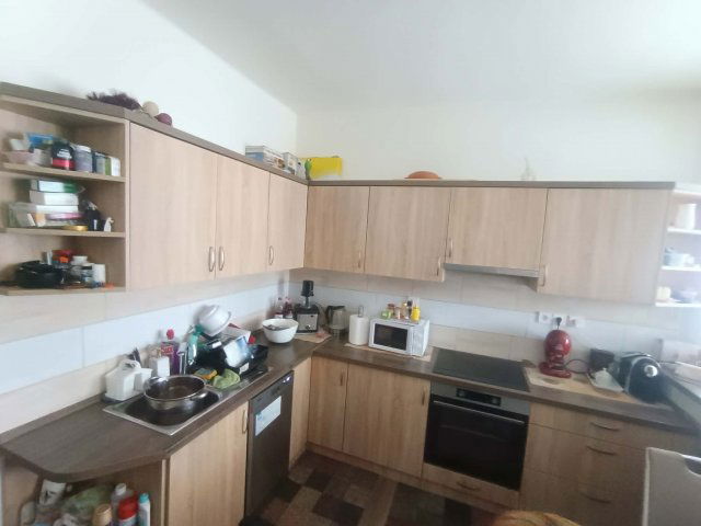 Eladó családi ház, Pécsett 115 M Ft, 4 szobás