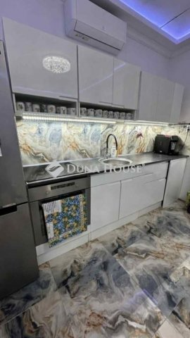 Eladó családi ház, Budapesten, XIV. kerületben 120 M Ft