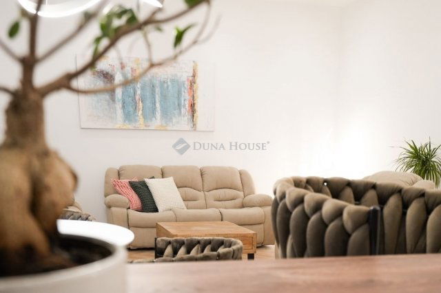 Eladó téglalakás, Budapesten, V. kerületben 249 M Ft, 3 szobás