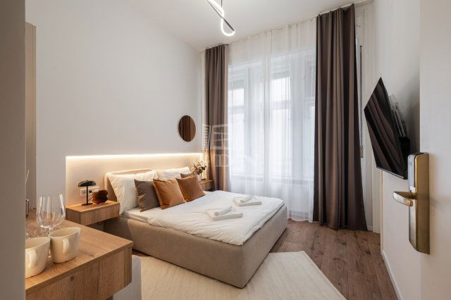 Eladó téglalakás, Budapesten, VI. kerületben 937.11 M Ft