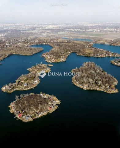 Eladó családi ház, Szigetszentmiklóson 30.499 M Ft, 3 szobás