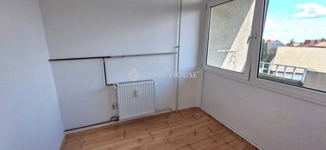 Eladó téglalakás, Szombathelyen 30.9 M Ft, 1 szobás