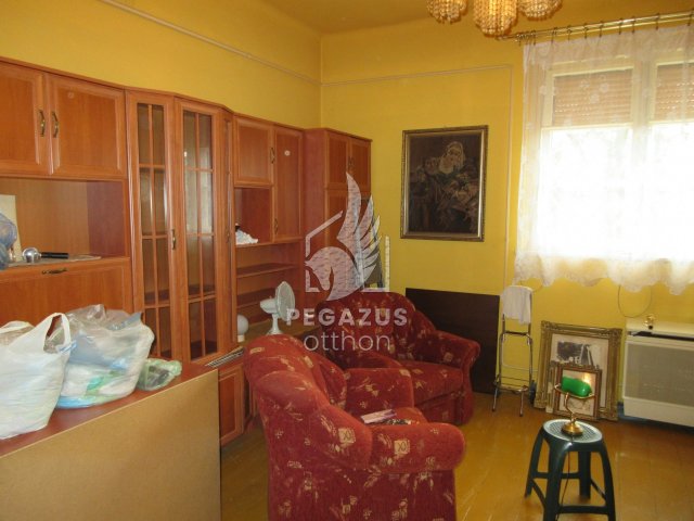 Eladó téglalakás, Ózdon, Munkás úton 7.5 M Ft, 1+1 szobás