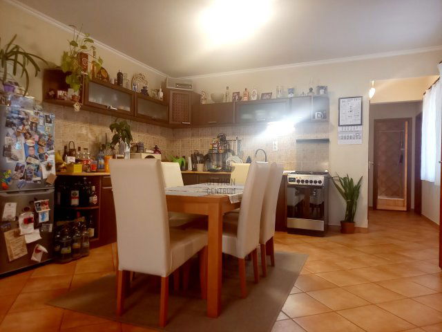 Eladó családi ház, Baján 55.9 M Ft, 3 szobás