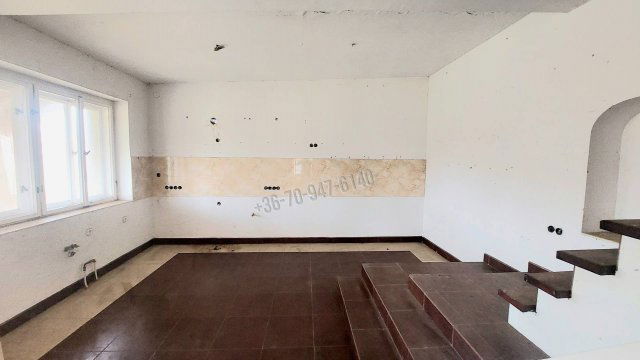 Eladó családi ház, Sarkadon 10 M Ft, 3 szobás