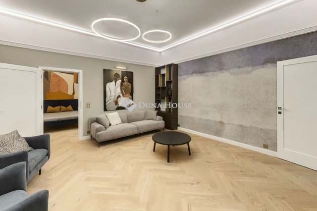 Eladó téglalakás, Budapesten, V. kerületben 199 M Ft, 3 szobás