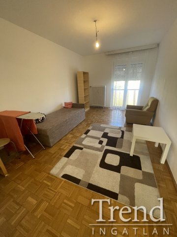 Kiadó panellakás, albérlet, Dunaújvárosban 120 E Ft / hó