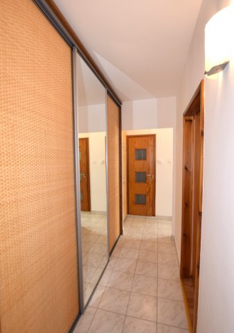 Kiadó panellakás, albérlet, Debrecenben 200 E Ft / hó