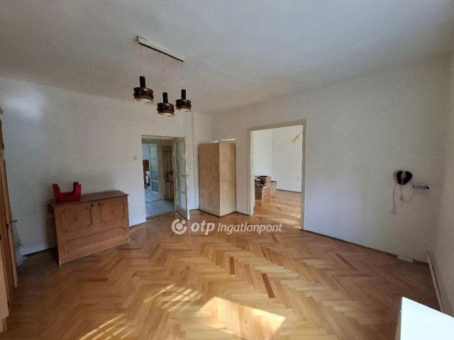 Eladó ikerház, Egerben 57.9 M Ft, 2+1 szobás