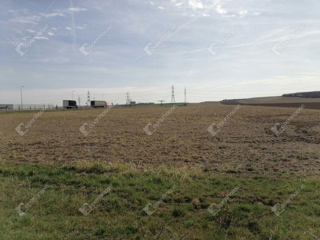 Eladó ipari ingatlan, Győrött 300 M Ft / költözzbe.hu