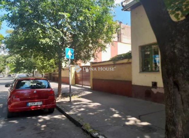 Eladó telek, Budapesten, VIII. kerületben, József utcában