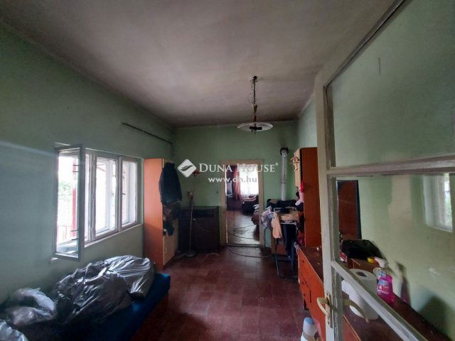 Eladó családi ház, Monoron 69.9 M Ft, 6 szobás