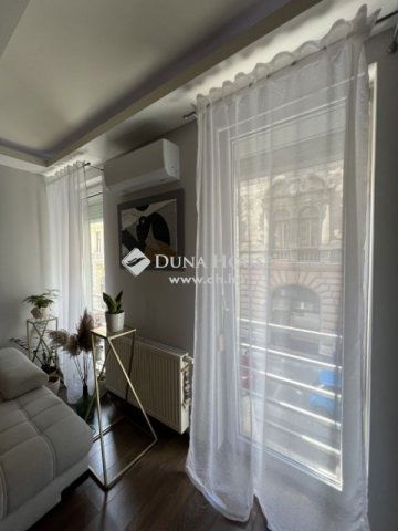 Eladó téglalakás, Budapesten, VI. kerületben 83.99 M Ft