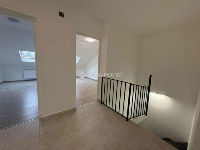 Eladó családi ház, Újlengyelen 79.9 M Ft, 5 szobás