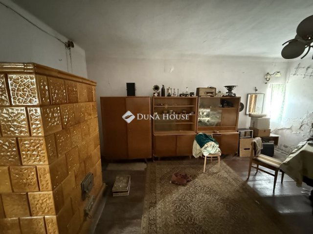 Eladó családi ház, Jánossomorján 39.9 M Ft, 5 szobás