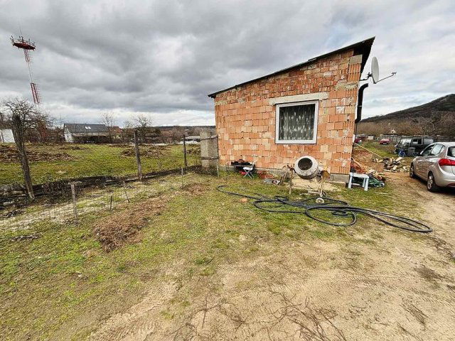 Eladó családi ház, Fóton 42 M Ft, 2 szobás