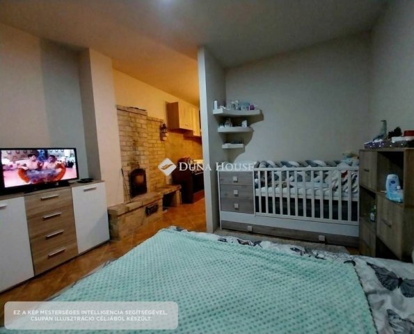 Eladó családi ház, Sukorón 75 M Ft, 3 szobás