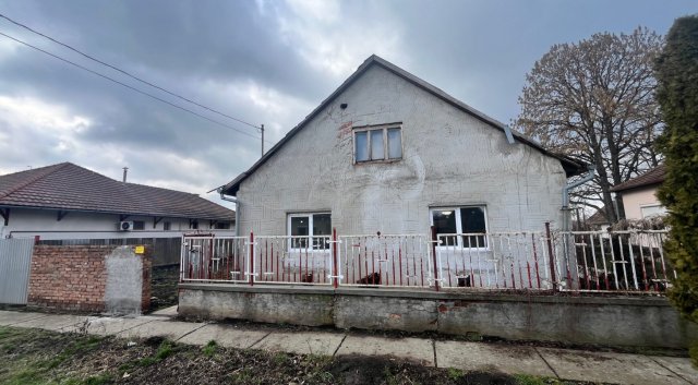 Eladó családi ház, Szabadkígyóson 29.9 M Ft, 2 szobás