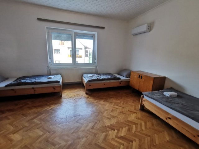 Eladó téglalakás, Adonyban 39.9 M Ft, 2+1 szobás