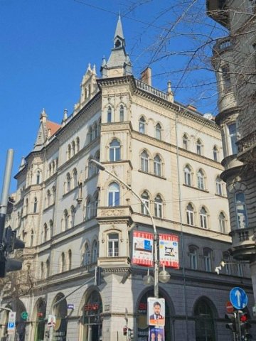 Eladó téglalakás, Budapesten, VII. kerületben 150 M Ft, 3 szobás