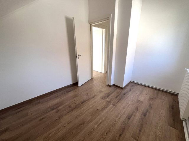 Eladó családi ház, Szigethalmon 65.9 M Ft, 2+2 szobás