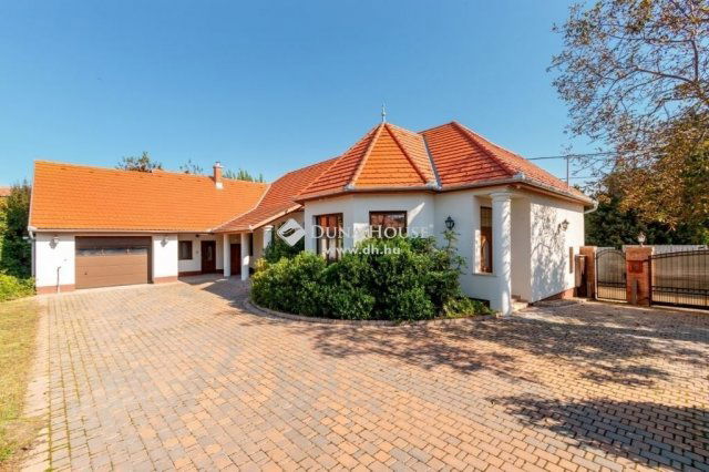 Eladó családi ház, Ráckevén 490 M Ft, 4 szobás