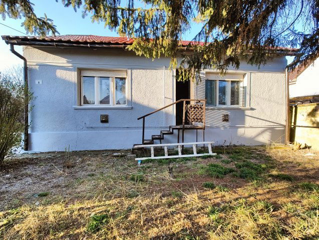 Eladó családi ház, Izsófalván 17 M Ft, 2+1 szobás