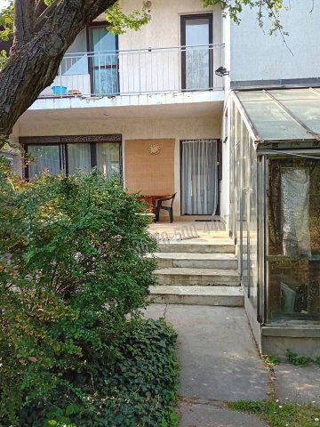 Eladó családi ház, Budapesten, II. kerületben 249 M Ft, 7 szobás