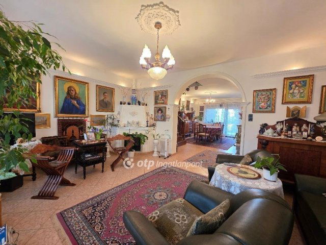 Eladó sorház, Szigetszentmiklóson 129 M Ft, 6 szobás