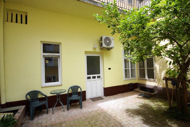 Eladó téglalakás, Székesfehérvárott, Ady Endre utcában